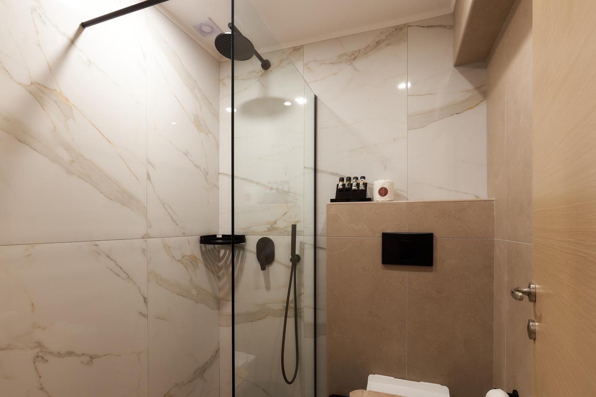 Lotus Rise - Adults Only Hotel